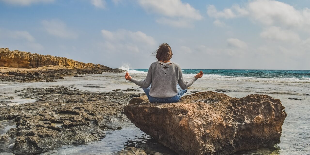 Assister à un cours de yoga à Feurs grâce à une spécialiste formée !