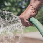 Une cuve de 200 litres pour récupérer l’eau de pluie, c’est écologique