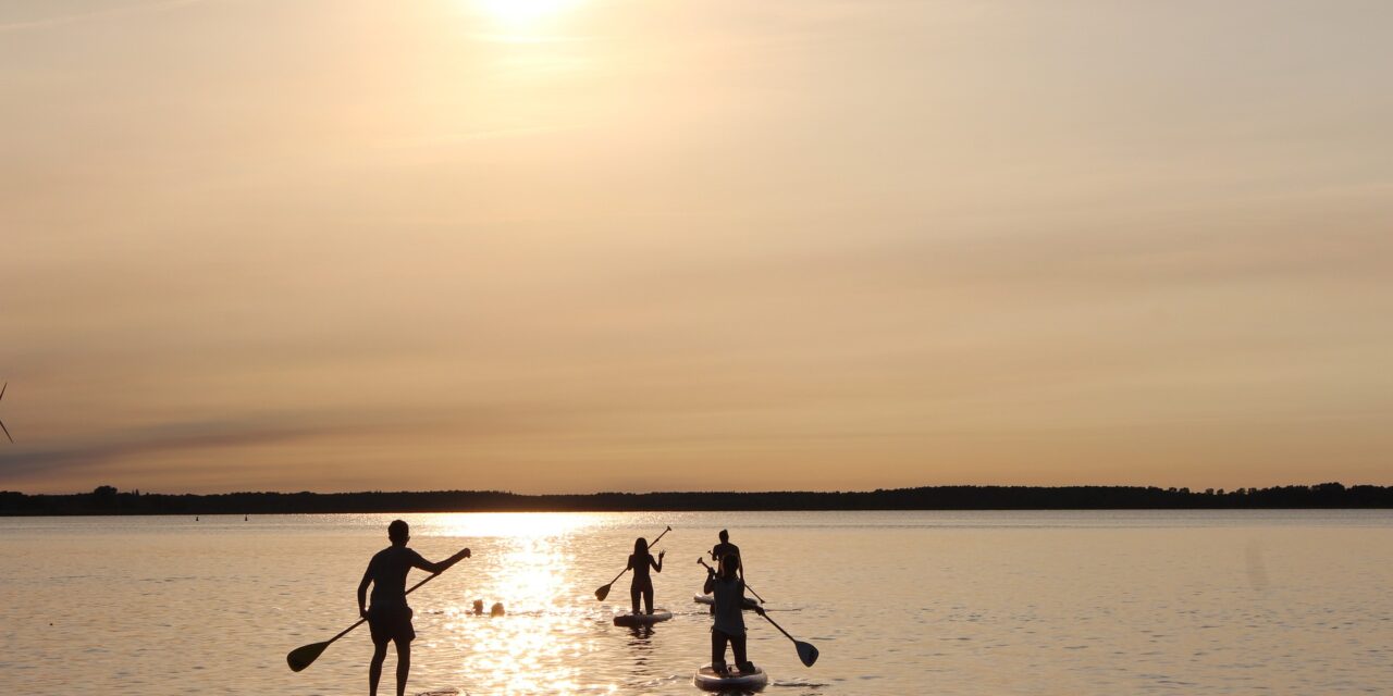 Trouver votre planche de paddle idéale : comment choisir le meilleur stand up paddle pour vos aventures ?