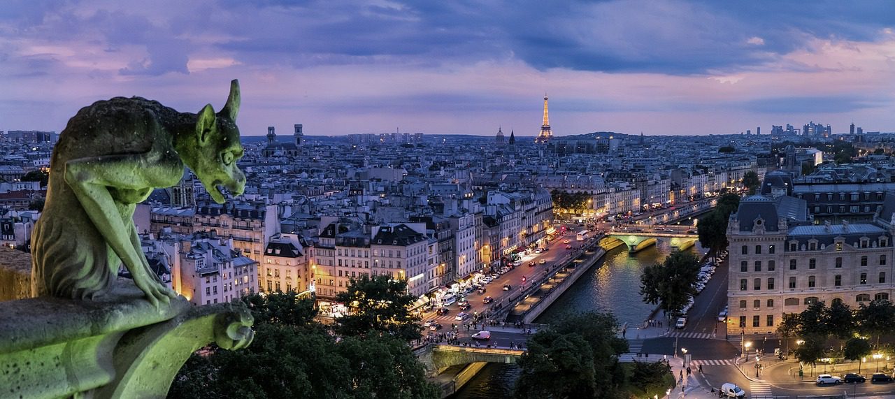 Quels sont les quartiers incontournables à visiter à Paris en toute sécurité ?