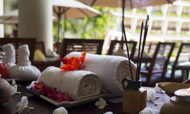 Découvrez la réglementation pour un spa gonflable avec le voisinage
