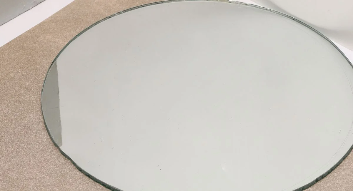 illustration-comment-couper-le-verre-1784121423791 Couper le verre sans l'éclater : les 5 techniques que les vitriers professionnels gardent secrètes