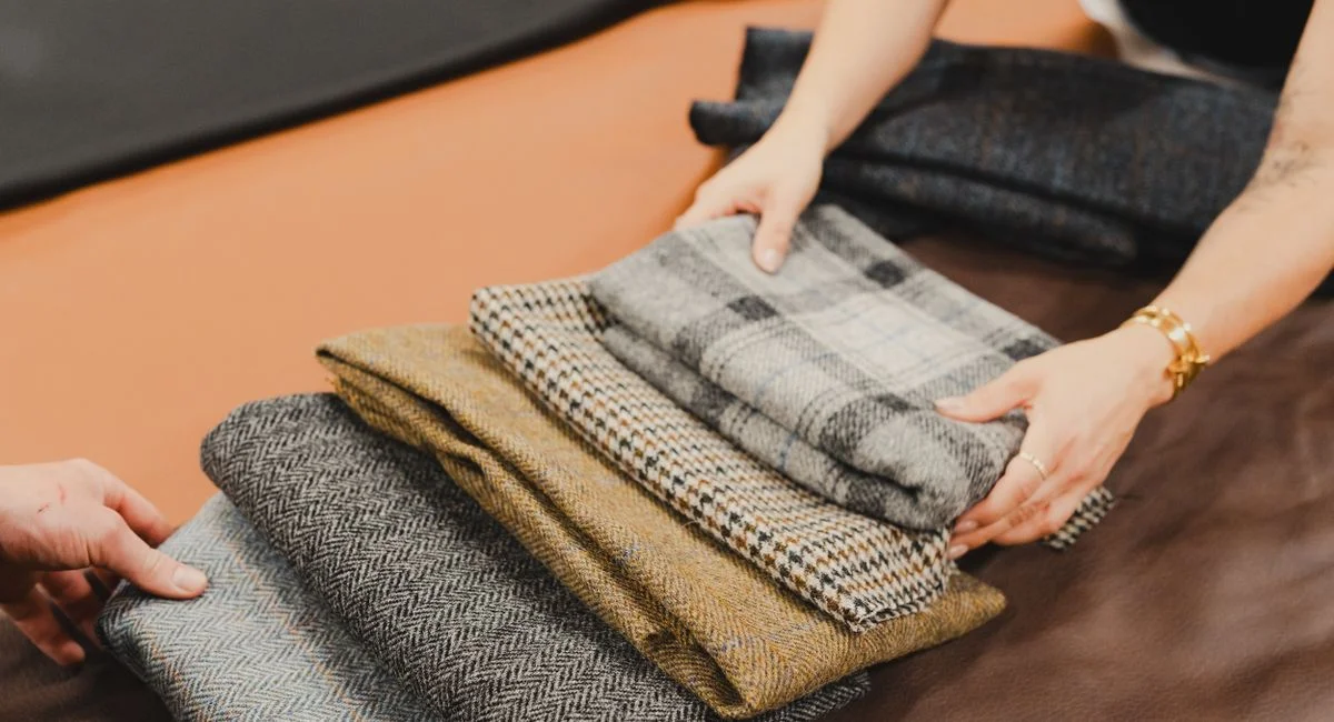 illustration-plaid-impermeable-canape-1784120940370 Comment choisir un plaid imperméable pour canapé sans se tromper : 5 critères décisifs qui changent tout